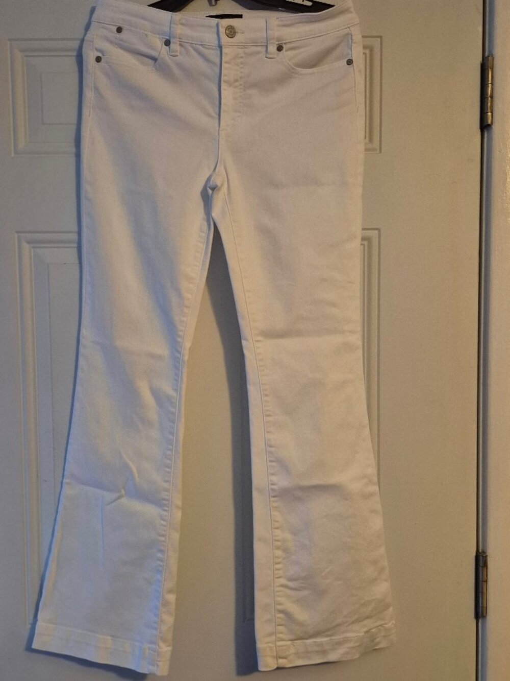 Vintage ,White  Talbot Jeans . Flares. Size 6.
